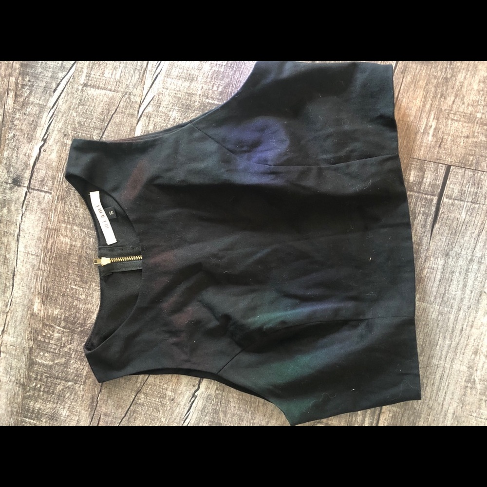Black crop top